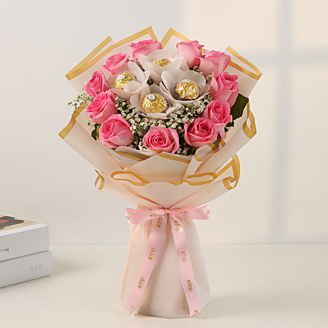 Pink Roses Bouquet with Ferrero Rocher