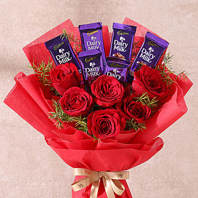 Red Roses Bouquet with Dairy Milk Chocolates Secondary image